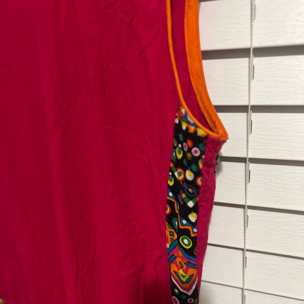 Red Embroidered Long Top Boho Western Vibrant Southwestern Santa Fe Slit Sides - Picture 8 of 10
